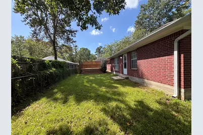415 Shawnee Drive, Conroe, TX 77316 - Photo 5