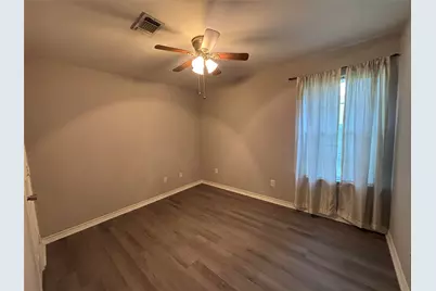 415 Shawnee Drive, Conroe, TX 77316 - Photo 15