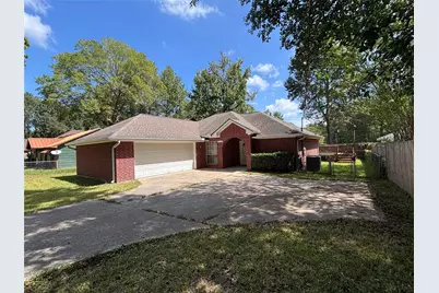 415 Shawnee Drive, Conroe, TX 77316 - Photo 1