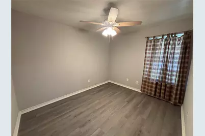 415 Shawnee Drive, Conroe, TX 77316 - Photo 17