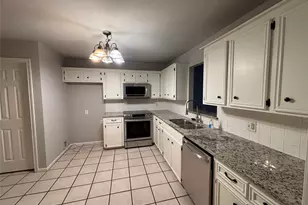 415 Shawnee Dr, Conroe, TX 77316 - Photo 7