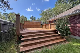 415 Shawnee Dr, Conroe, TX 77316 - Photo 3