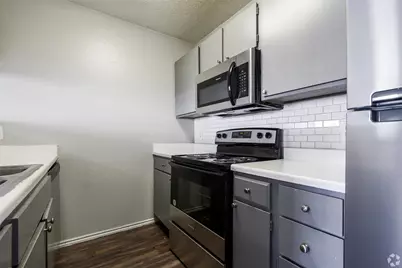 7610 Cameron Rd #335, Austin, TX 78752 - Photo 7