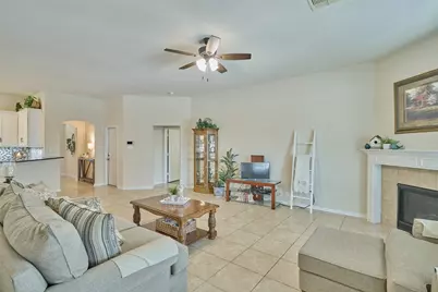 9940 Yearling Place, Conroe, TX 77385 - Photo 11