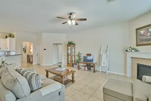 9940 Yearling Pl, Conroe, TX 77385 - Photo 11