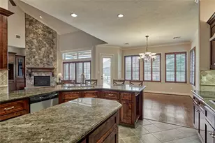 12336 Oak Bend Cir, Conroe, TX 77304 - Photo 15