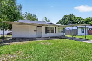 602 Parkway St, Baytown, TX 77520 - Photo 3