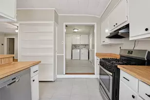 602 Parkway St, Baytown, TX 77520 - Photo 15