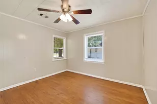 602 Parkway St, Baytown, TX 77520 - Photo 27