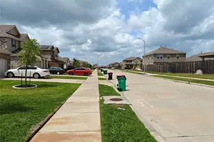 1270 Glendora Dr, Rosharon, TX 77583 - Photo 3