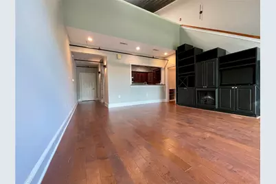 250 W Washington Street #4, Madison, GA 30650 - Photo 1