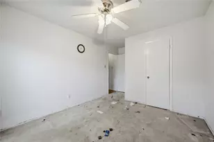 11534 Bellerive Dr, Houston, TX 77072 - Photo 17