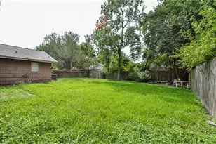4401 Hummingbird St, Houston, TX 77035 - Photo 25