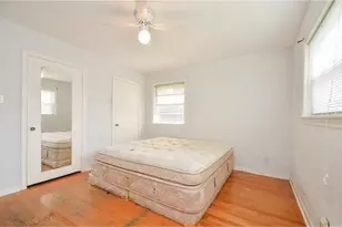 4401 Hummingbird St, Houston, TX 77035 - Photo 21