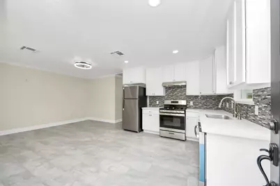 7066 Villa Street #B, Houston, TX 77061 - Photo 9