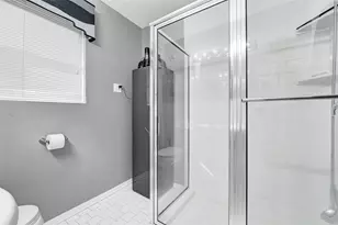 4831 Knickerbocker St, Houston, TX 77035 - Photo 35