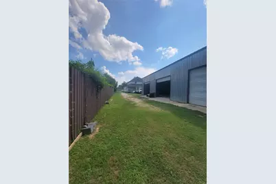 248 County Road 3572, Cleveland, TX 77327 - Photo 27