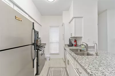 710 Bering Drive #H, Houston, TX 77057 - Photo 11