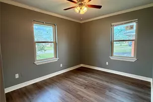 104 Mimosa St, Lake Jackson, TX 77566 - Photo 17