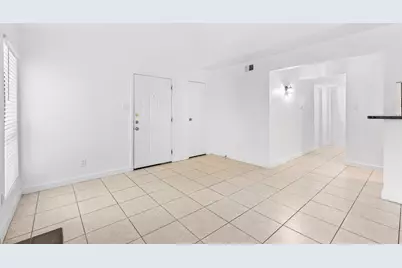 7200 W T C Jester Boulevard #1701, Houston, TX 77088 - Photo 9