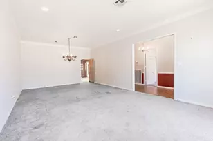 808 Dogwood Ln, Bryan, TX 77802 - Photo 5