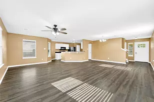13218 Ambrosa Dr, Houston, TX 77044 - Photo 7