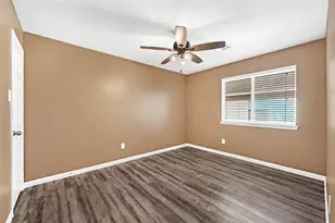 13218 Ambrosa Dr, Houston, TX 77044 - Photo 15