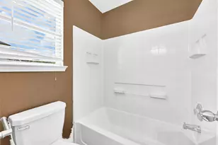 13218 Ambrosa Dr, Houston, TX 77044 - Photo 17