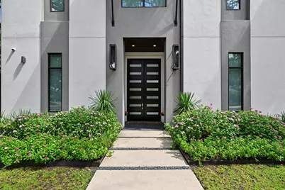 4028 Essex Lane, Houston, TX 77027 - Photo 3