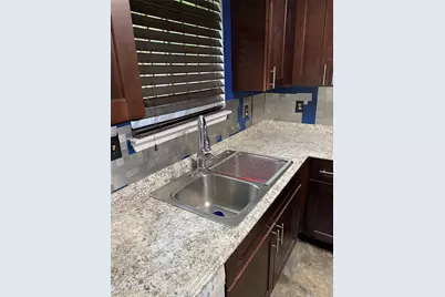 7422 Gatebriar Court, Houston, TX 77489 - Photo 3