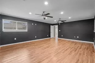 5102 Meadow Ln Ln, Dickinson, TX 77539 - Photo 17