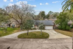 5102 Meadow Ln Ln, Dickinson, TX 77539 - Photo 5