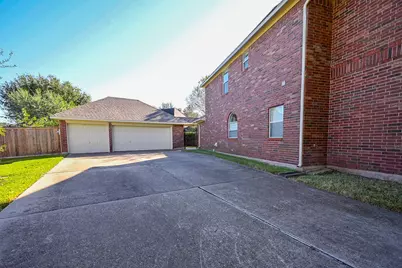 4710 April Meadow Way, Sugar Land, TX 77479 - Photo 47