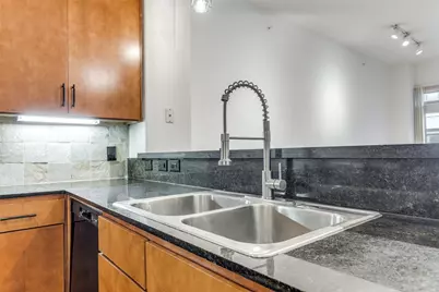 1901 Post Oak Boulevard #2220, Houston, TX 77056 - Photo 19