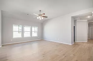 11123 Lulu Ln, Willis, TX 77318 - Photo 3