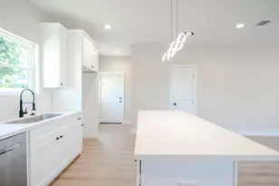6322 Sayers St, Houston, TX 77026 - Photo 7