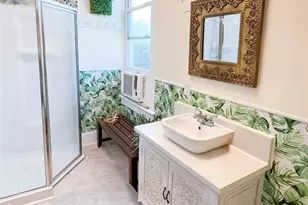 2008 - 2010 Ave O 1/2, Galveston, TX 77550 - Photo 11