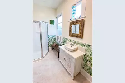 2008 - 2010 Avenue O 1/2, Galveston, TX 77550 - Photo 11