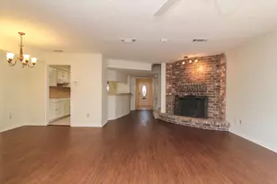 14209 Lost Meadow Ln, Houston, TX 77079 - Photo 5