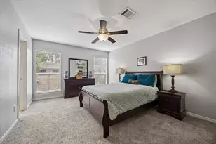 701 Bering Dr, Houston, TX 77057 - Photo 23