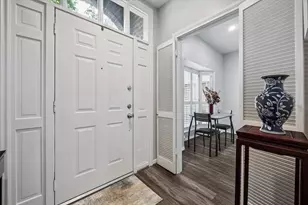 701 Bering Dr, Houston, TX 77057 - Photo 5