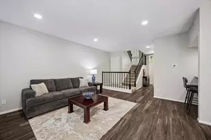 701 Bering Dr, Houston, TX 77057 - Photo 15