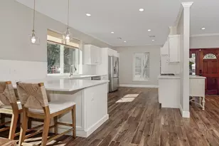 11 E Summer Storm Cir, The Woodlands, TX 77381 - Photo 5