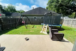 319 Jones St, Columbus, TX 78934 - Photo 15