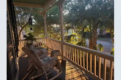 2419 Avenue L, Galveston, TX 77550 - Photo 1