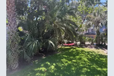 2419 Avenue L, Galveston, TX 77550 - Photo 17