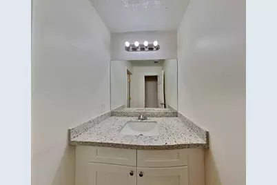 10527 Mills Walk Drive, Houston, TX 77070 - Photo 13