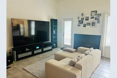 2011 Spenwick Drive #425, Houston, TX 77055 - Photo 3