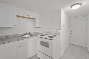 105 W Linney St, Dayton, TX 77535 - Photo 43