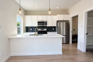 8361 Tate St, Houston, TX 77028 - Photo 9